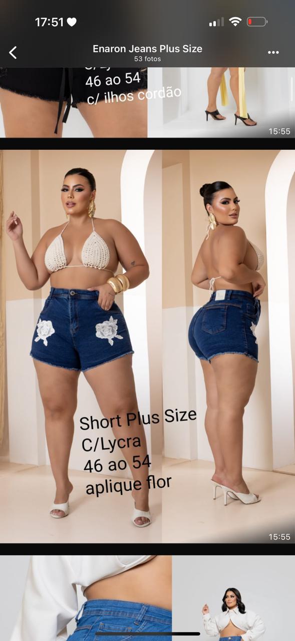 Short Plus Size Jeans com Flor